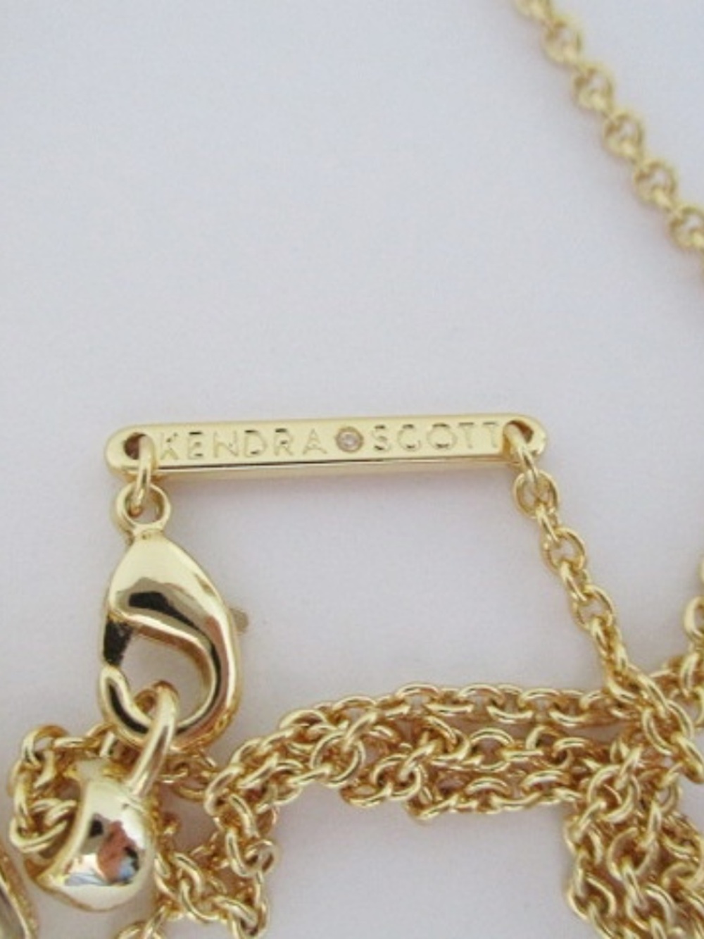KENDRA SCOTT - Elisa Bezel Gold Tone Necklace - Picture 7 of 7